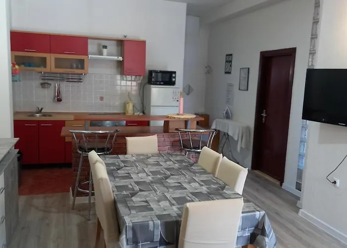 Apartament Chiara *