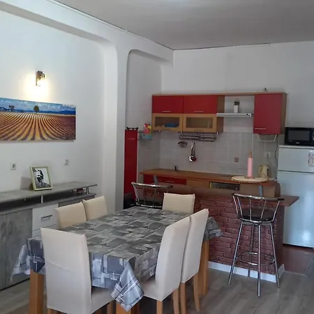 Chiara Apartment *